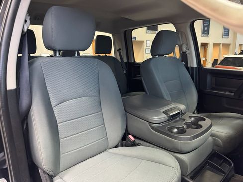 Used 2015 RAM 1500 Express image 18