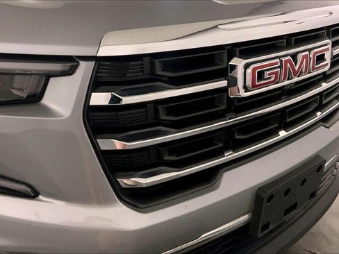 Used 2025 GMC Acadia Elevation FWD image 30