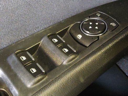 Used 2019 Ford Fusion SE FWD image 27