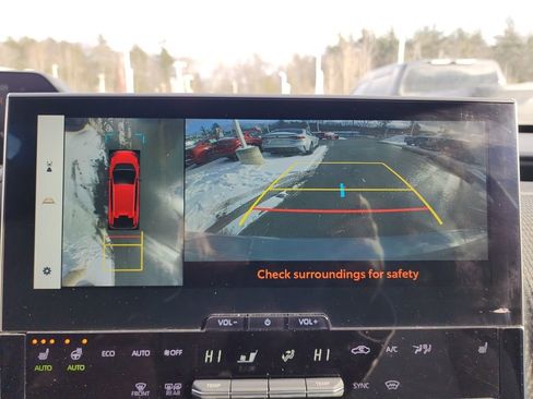 Used 2023 Subaru Solterra AWD image 17