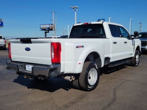 Certified 2025 Ford F350 XLT image 4