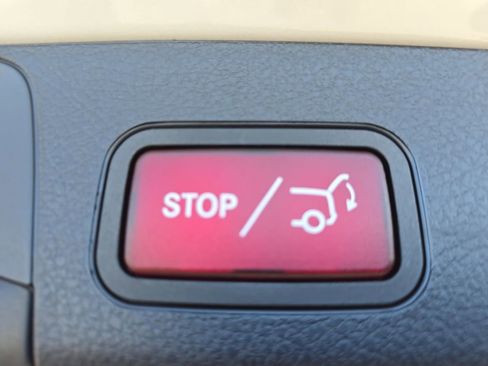 New 2026 Mercedes-Benz GLB 250 GLB 250 image 14