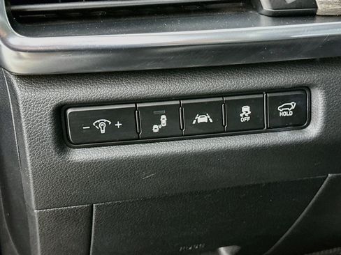 Used 2022 Kia Telluride EX w/ EX Premium Package FWD image 17