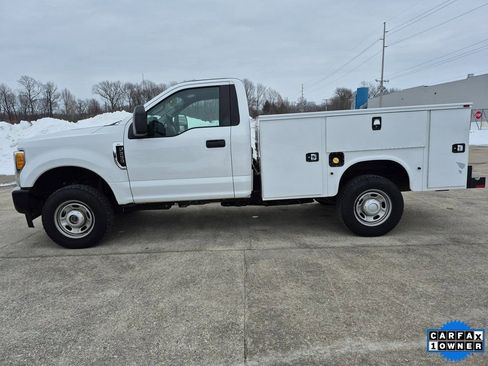 Used 2017 Ford F250 XL image 4