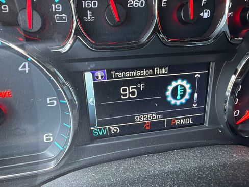 Used 2019 Chevrolet Tahoe LS w/ Enhanced Driver Alert Package AWD/4WD image 7