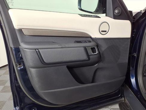 Used 2023 Land Rover Discovery HSE R-Dynamic image 25