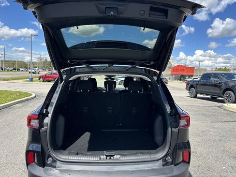 Used 2024 Ford Escape Active AWD/4WD image 8