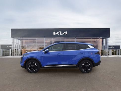 New 2026 Kia Sportage EX w/ EX Panorama Roof Package FWD image 7