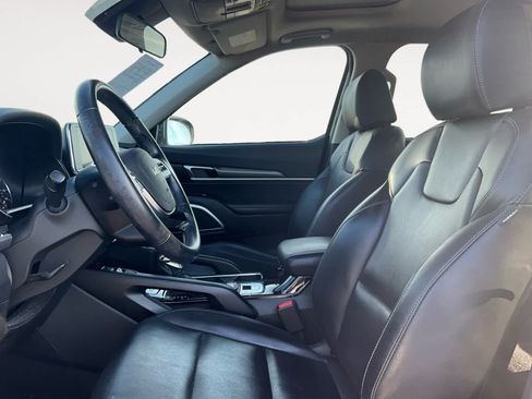 Used 2022 Kia Telluride S FWD image 9