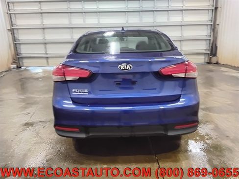 Used 2017 Kia Forte LX FWD image 8