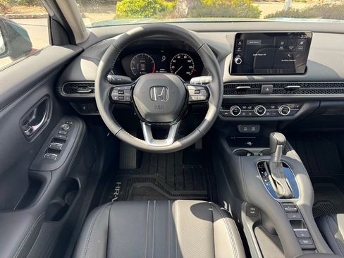 New 2026 Honda HR-V EX-L image 4