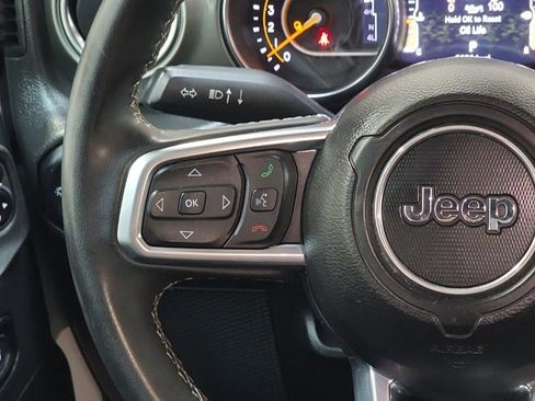 Used 2023 Jeep Gladiator Overland image 22