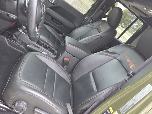 Used 2022 Jeep Wrangler Unlimited Rubicon w/ Trailer Tow Package AWD/4WD image 16
