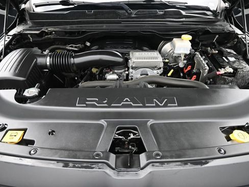 Used 2020 RAM 1500 Big Horn w/ Built-to-serve Edition AWD/4WD image 35