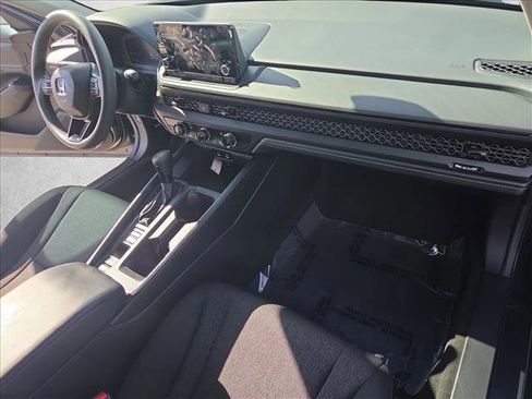 Used 2025 Honda Accord LX image 21