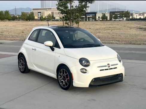 Used 2012 FIAT 500 Sport w/ Safety & Sound Pkg image 3