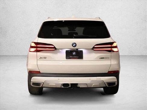 Used 2026 BMW X5 xDrive50e AWD/4WD image 7