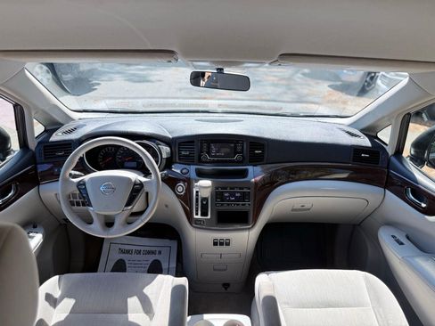 Used 2016 Nissan Quest SV image 39