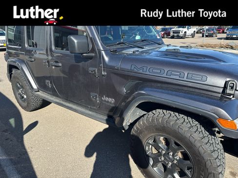 Used 2019 Jeep Wrangler Unlimited Sahara w/ Quick Order Package 24M Moab AWD/4WD image 1