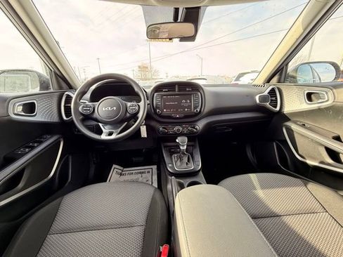 Used 2023 Kia Soul LX w/ Option Group 015 image 33