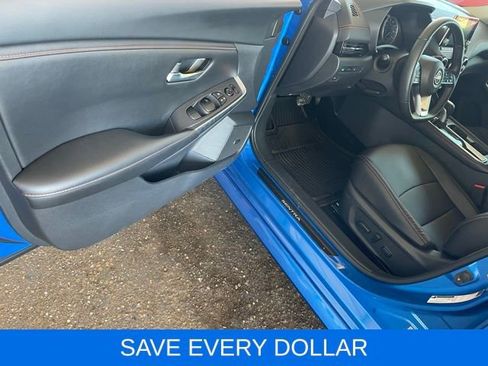Used 2024 Nissan Sentra SR w/ SR Premium Package FWD image 18
