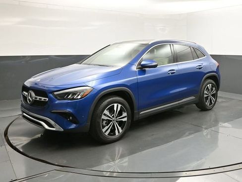 New 2025 Mercedes-Benz GLA 250 image 1