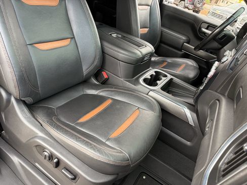 Certified 2021 GMC Sierra 1500 AT4 w/ AT4 Preferred Package AWD/4WD image 11