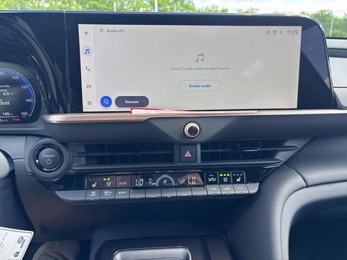Certified 2026 Toyota Crown Signia AWD/4WD image 24