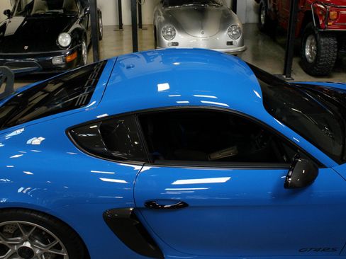 Used 2023 Porsche 718 Cayman GT4 RS image 20