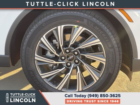 New 2026 Lincoln Aviator 2WD image 10