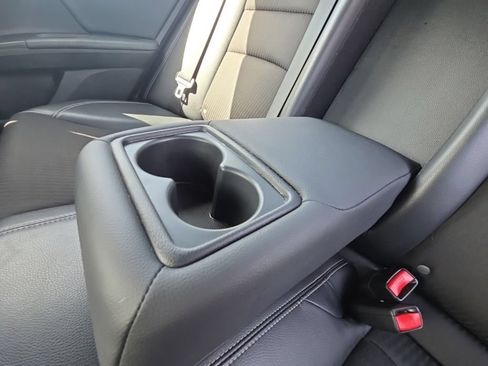 Used 2017 Honda Accord Sport image 12