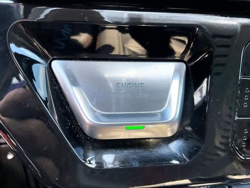 Used 2022 GMC Sierra 1500 AT4 w/ AT4 Premium Package AWD/4WD image 33