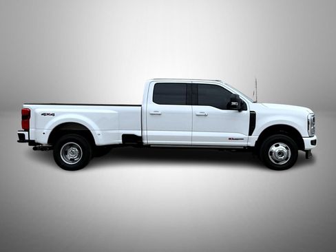 Used 2026 Ford F350 Platinum image 4