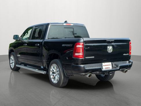 Used 2023 RAM 1500 Laramie AWD/4WD image 5
