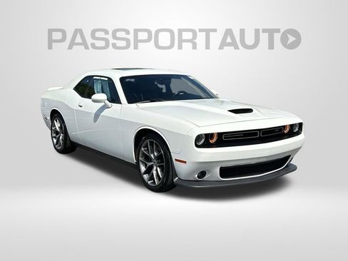 Used 2019 Dodge Challenger GT w/ Plus Package RWD image 6