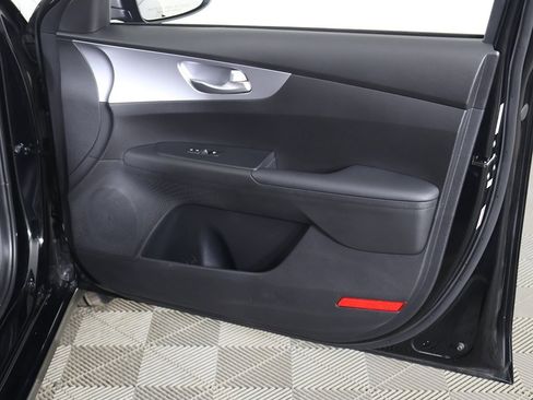 Used 2023 Kia Forte LXS image 21