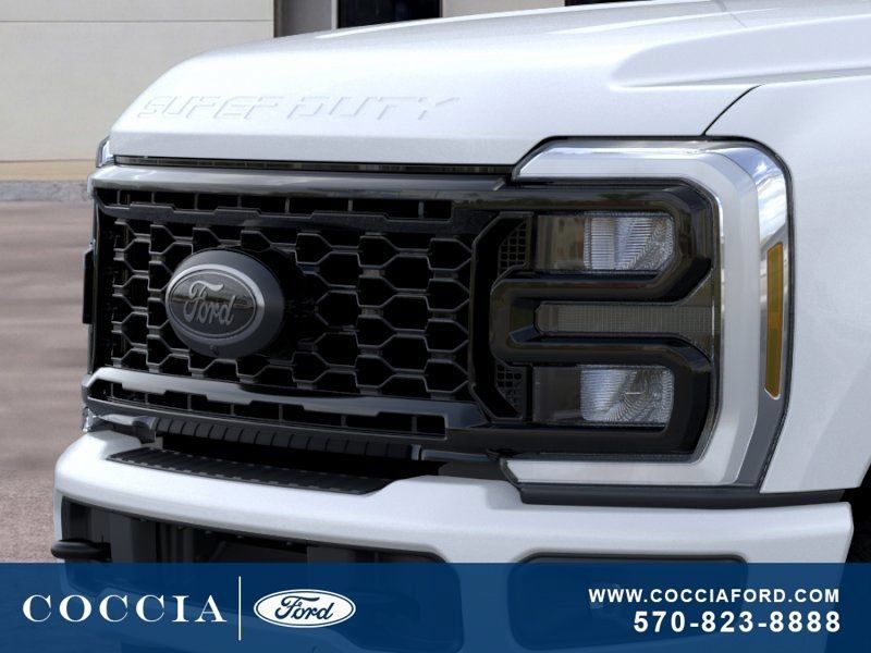 New 2026 Ford F250 Lariat w/ Black Appearance Package AWD/4WD image 17