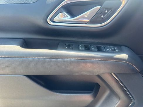 Used 2023 GMC Yukon XL AT4 w/ LPO, Floor Liner Package AWD/4WD image 19