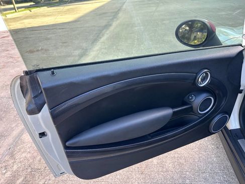 Used 2013 MINI Cooper S image 12