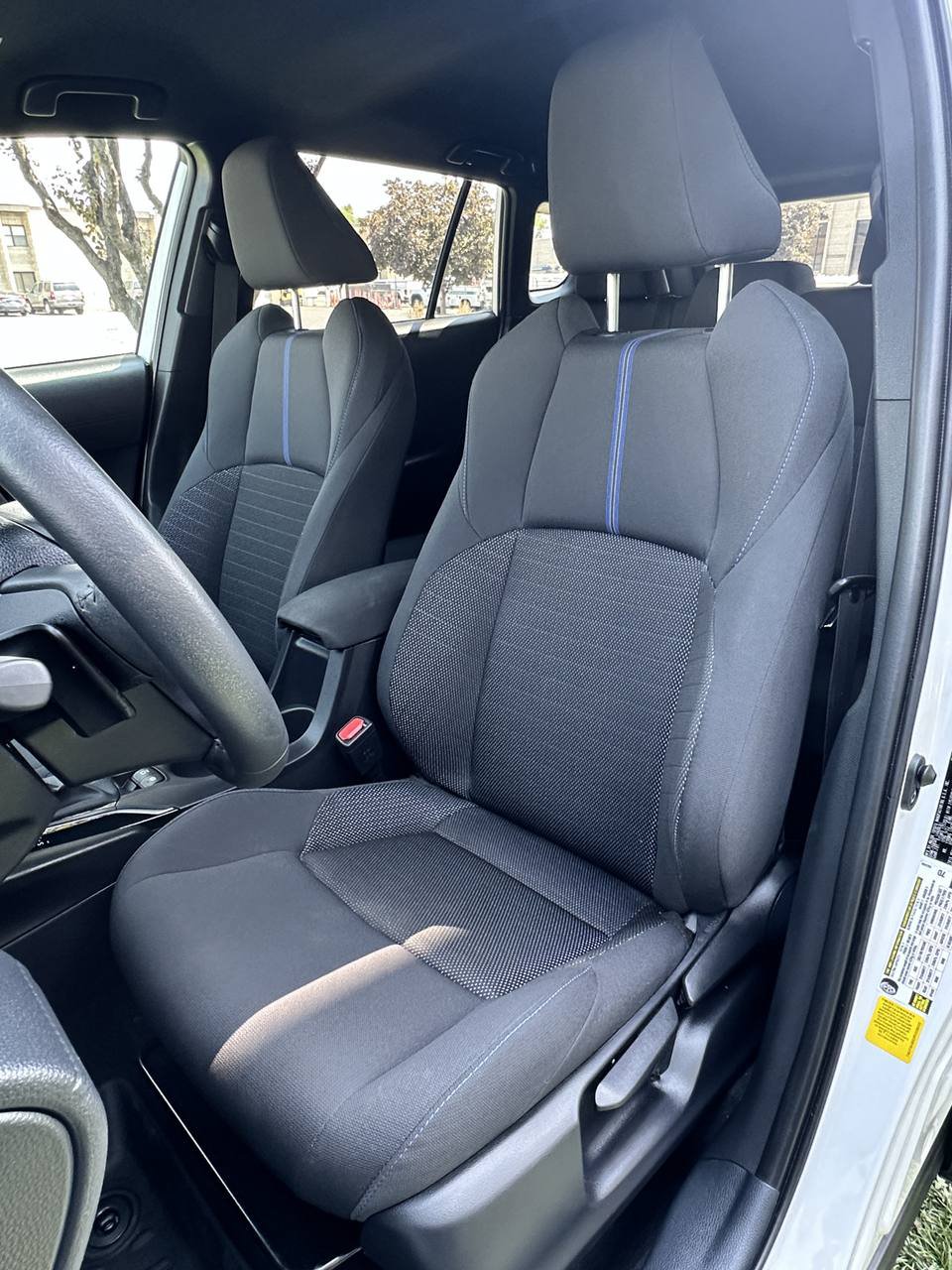 Used 2024 Toyota Corolla Cross AWD Hybrid image 17