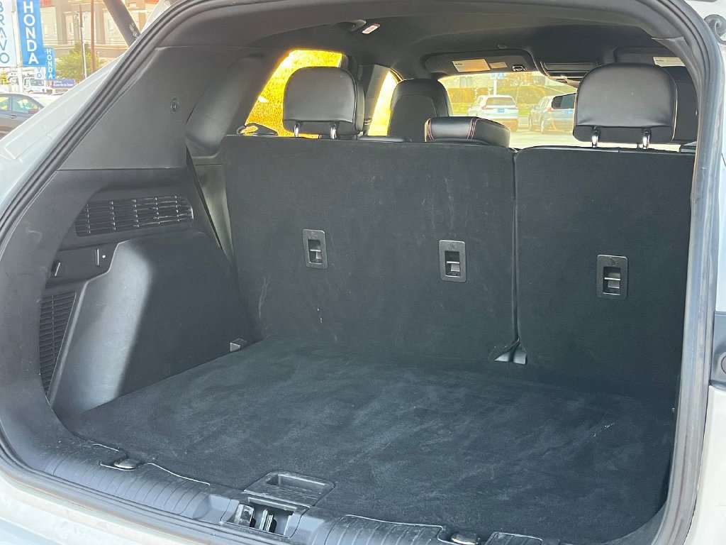 Used 2023 Ford Escape ST-Line w/ Tech Pack #1 FWD image 9