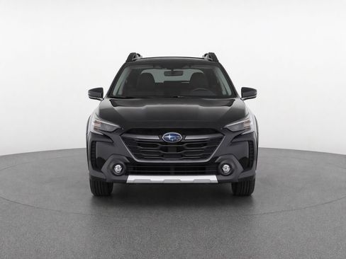 Used 2025 Subaru Outback Limited AWD/4WD image 7