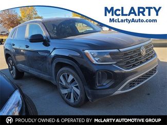 Used 2024 Volkswagen Atlas Cross Sport SE video 1