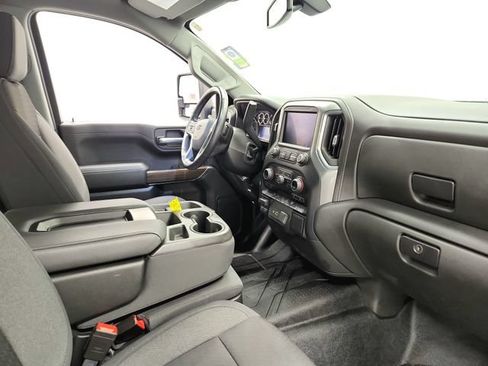 Used 2021 Chevrolet Silverado 1500 RST w/ Max Trailering Package AWD/4WD image 28