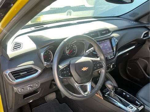 Certified 2023 Chevrolet TrailBlazer ACTIV w/ Sun and Liftgate Package image 25