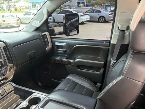 Used 2015 GMC Sierra 3500 Denali w/ Duramax Plus Package image 66