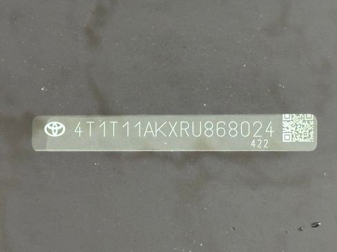 Used 2024 Toyota Camry SE image 21