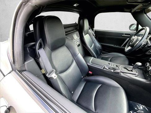 Used 2012 MAZDA MX-5 Miata Grand Touring w/ Premium Pkg image 26