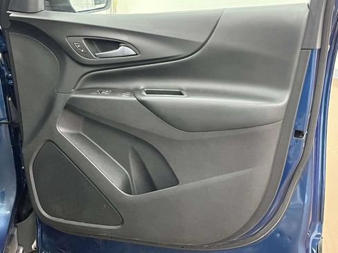 Used 2020 Chevrolet Equinox LT FWD image 25