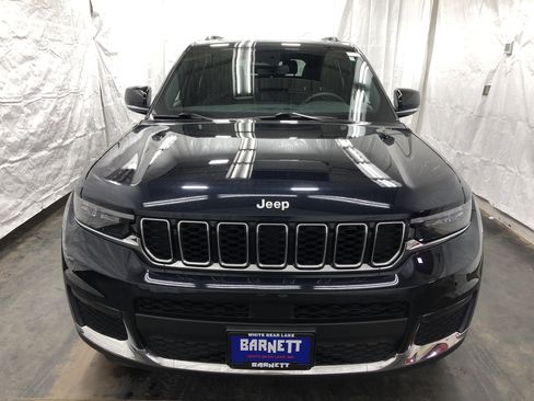 Certified 2024 Jeep Grand Cherokee L Limited w/ Trailer Tow Package AWD/4WD image 7